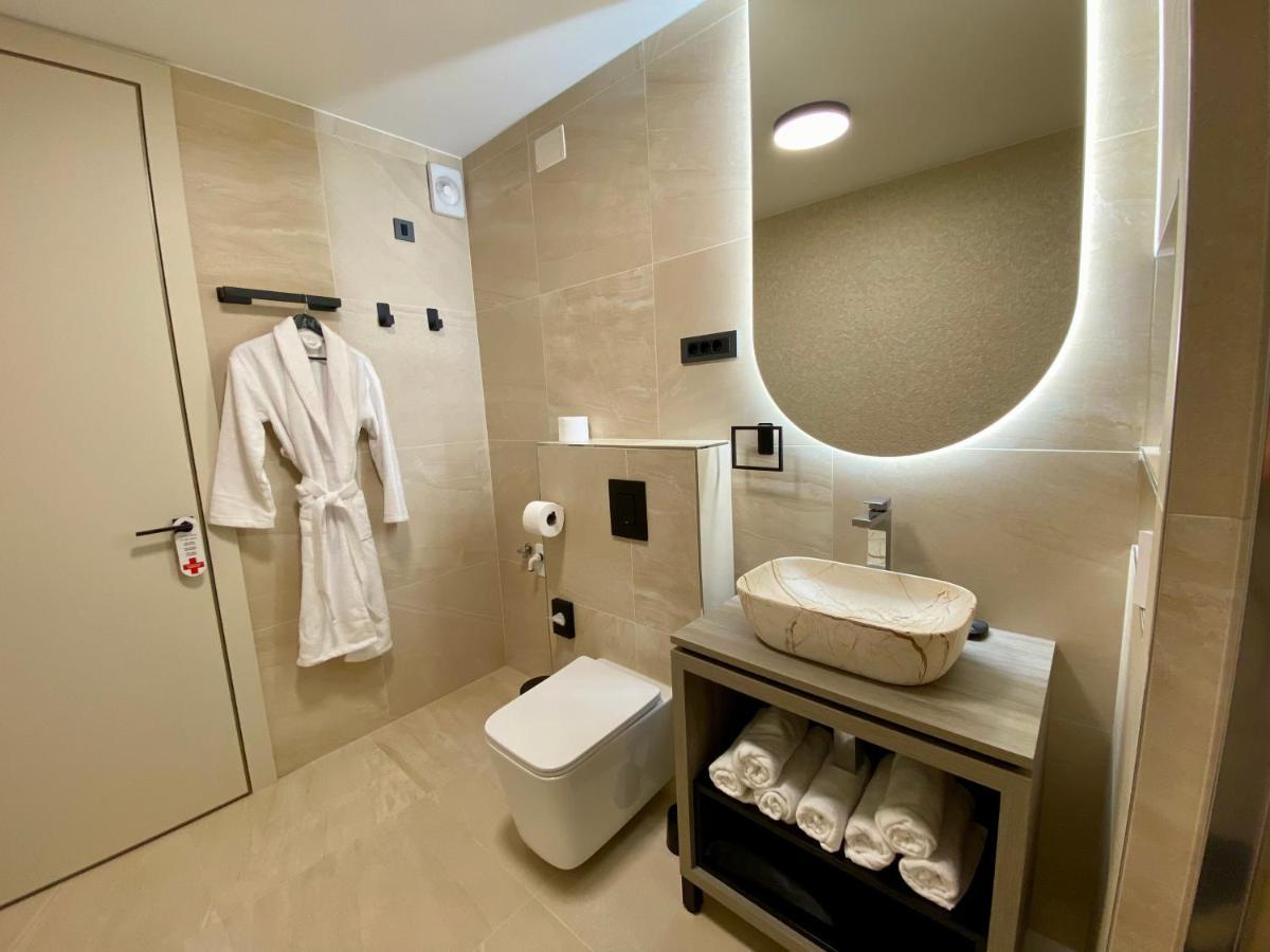 Boutique Hotel Zbilje מראה חיצוני תמונה